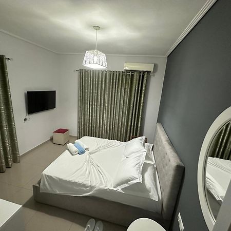 Hotel Elisabet Sarandë Eksteriør bilde