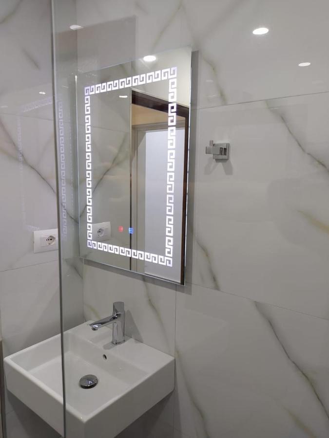 Hotel Elisabet Sarandë Eksteriør bilde