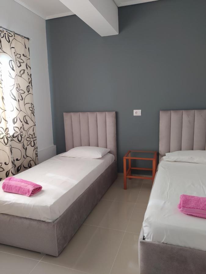 Hotel Elisabet Sarandë Eksteriør bilde