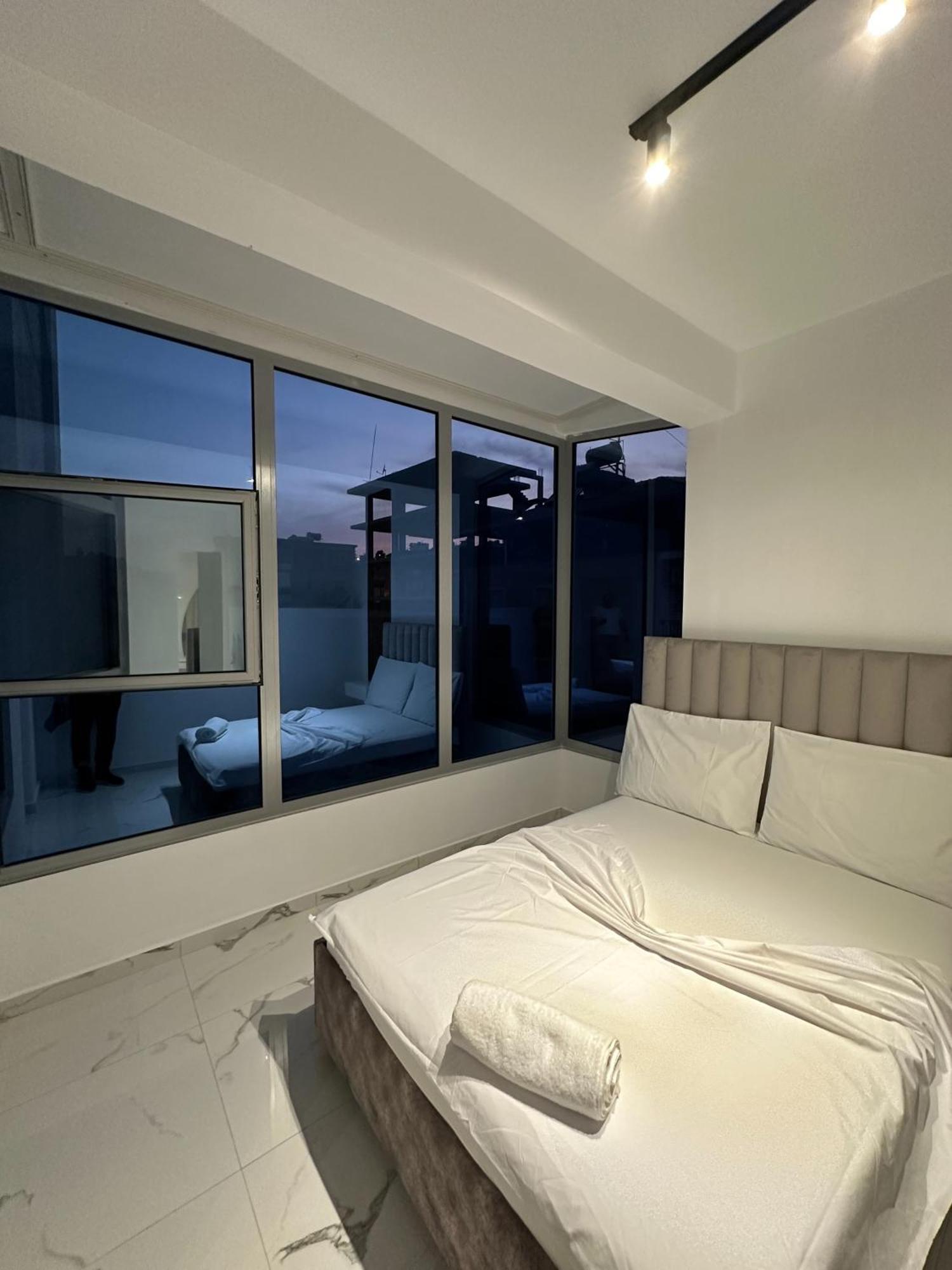 Hotel Elisabet Sarandë Eksteriør bilde