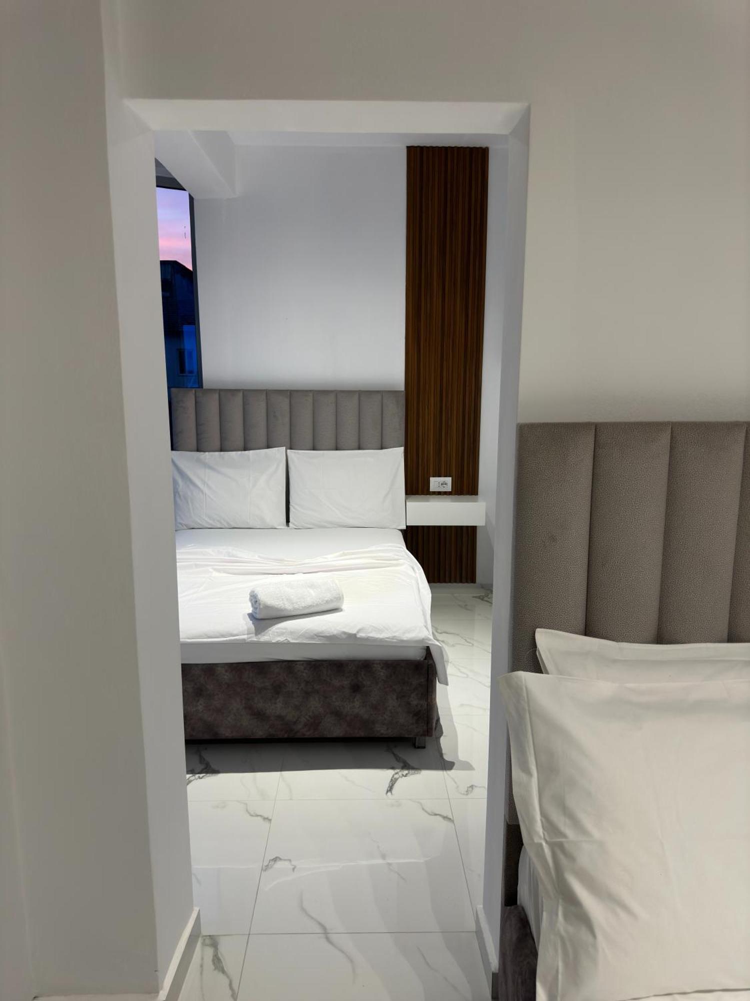 Hotel Elisabet Sarandë Eksteriør bilde