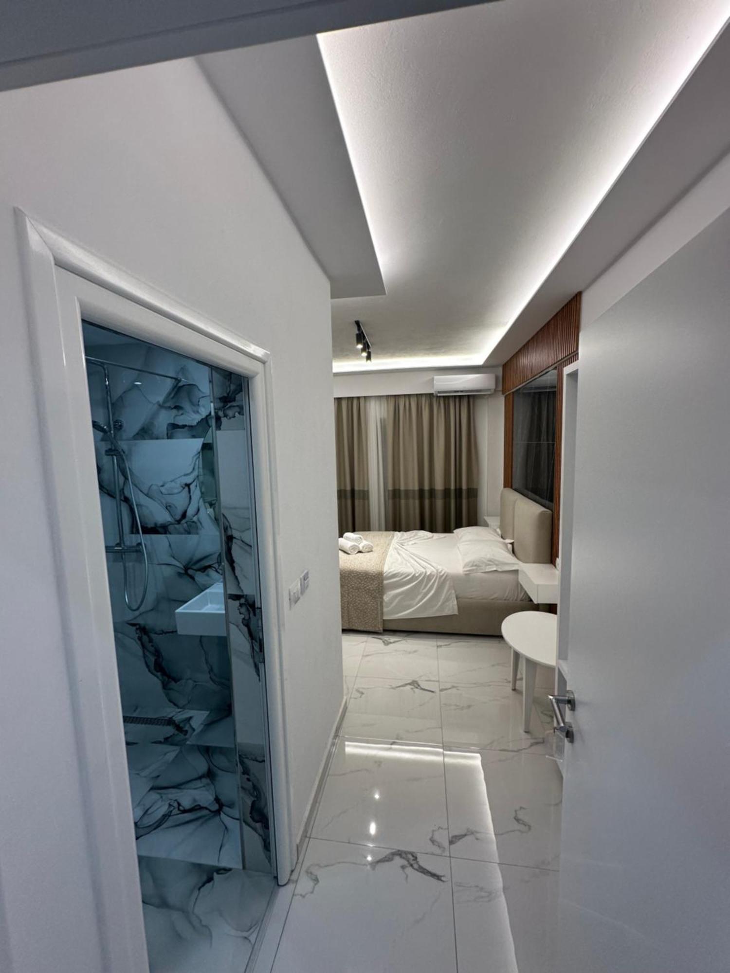 Hotel Elisabet Sarandë Eksteriør bilde