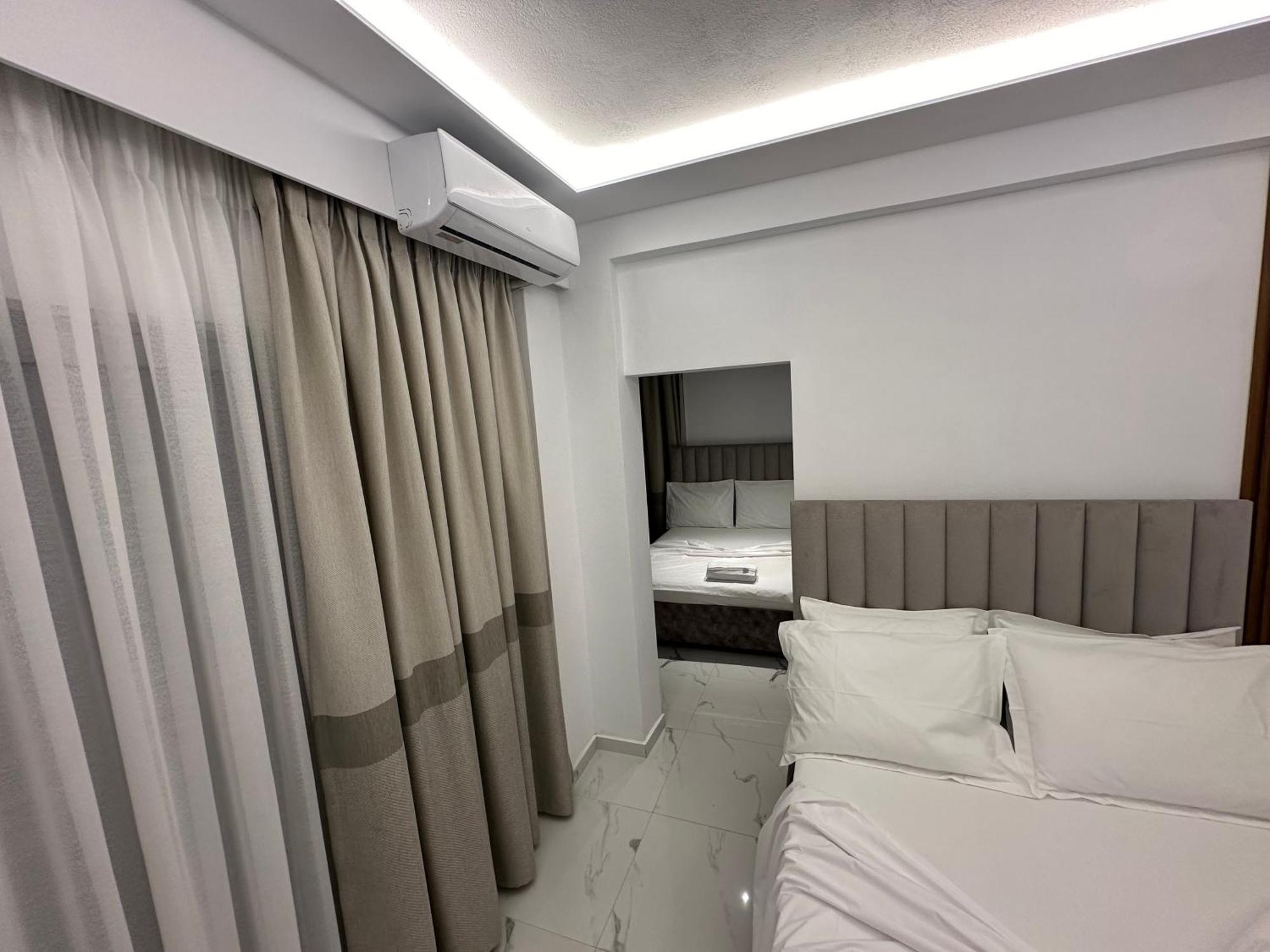 Hotel Elisabet Sarandë Eksteriør bilde