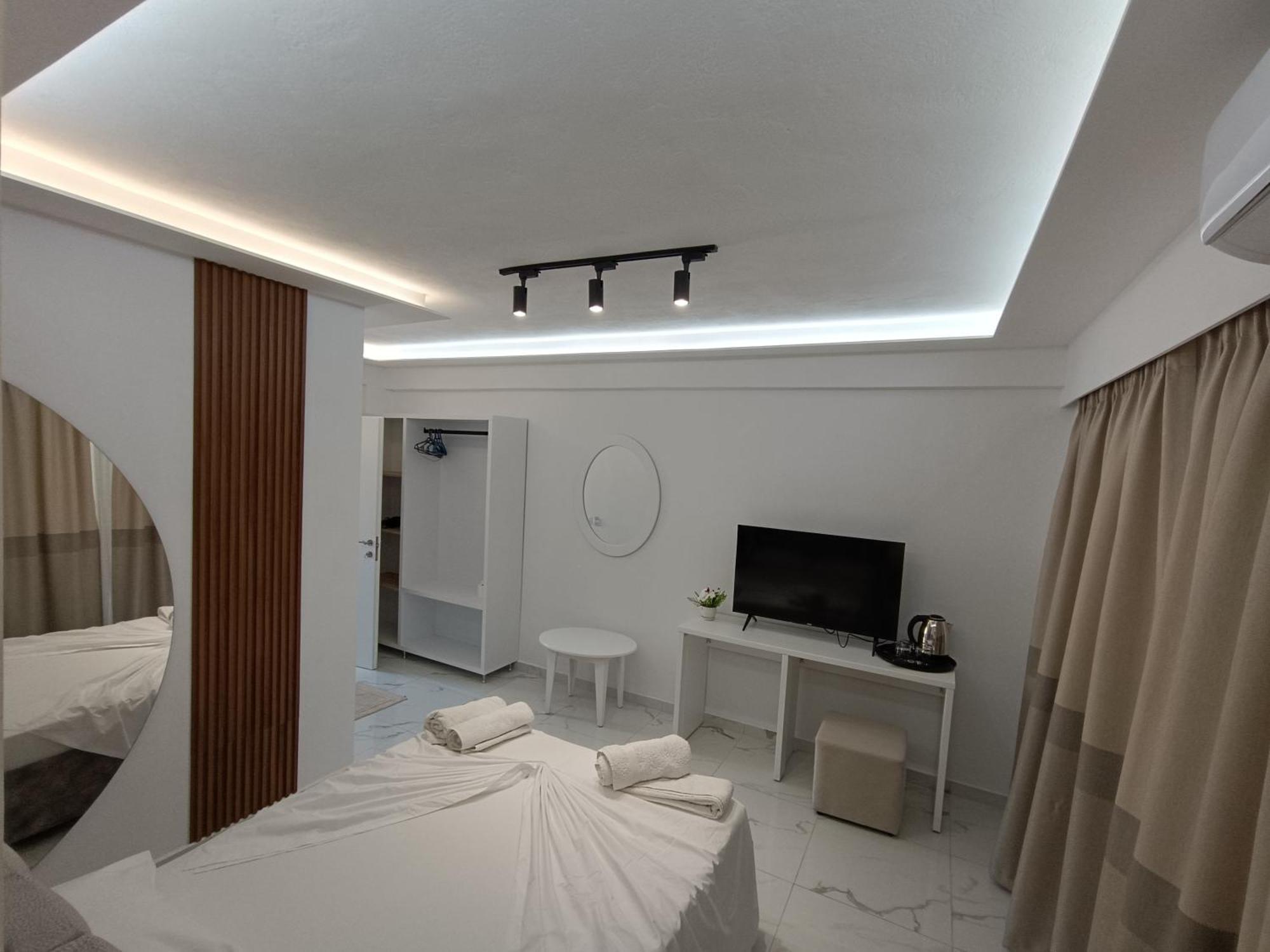 Hotel Elisabet Sarandë Eksteriør bilde