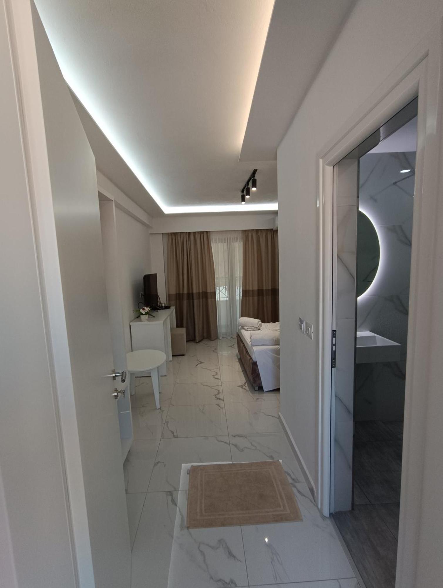 Hotel Elisabet Sarandë Eksteriør bilde